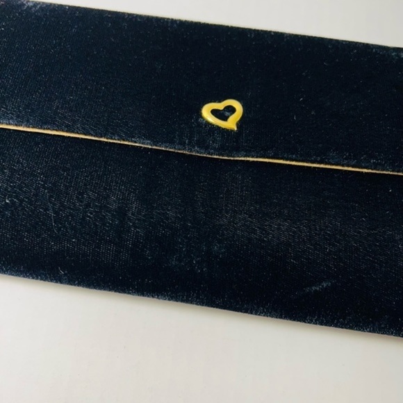 Victoria’s Secret Evening Clutch or fancy make up purse - Picture 3 of 11